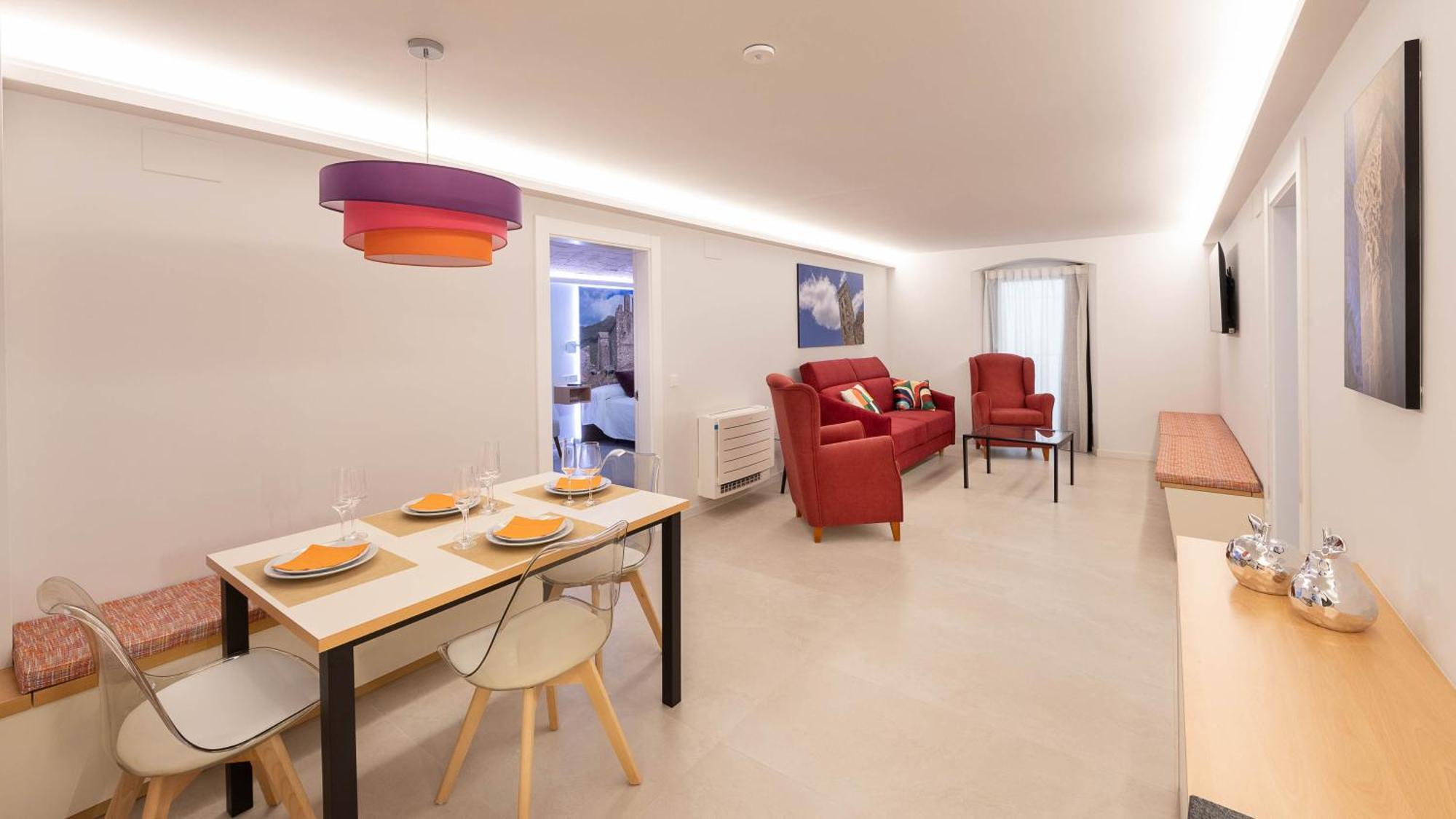 C&C Apartments Figueras Exterior foto