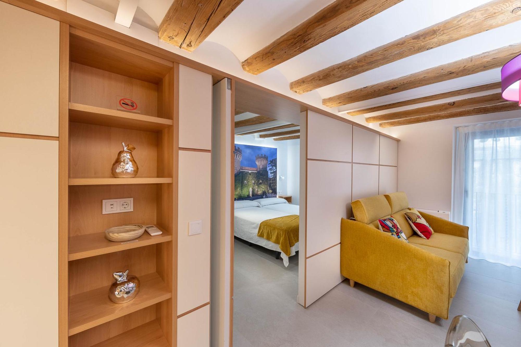C&C Apartments Figueras Exterior foto