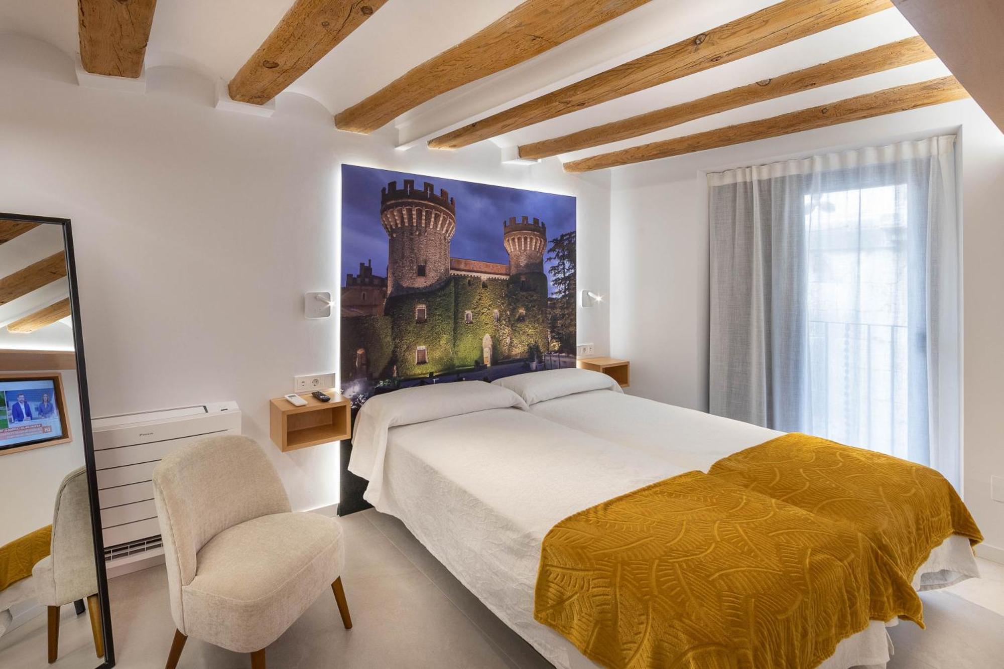 C&C Apartments Figueras Exterior foto