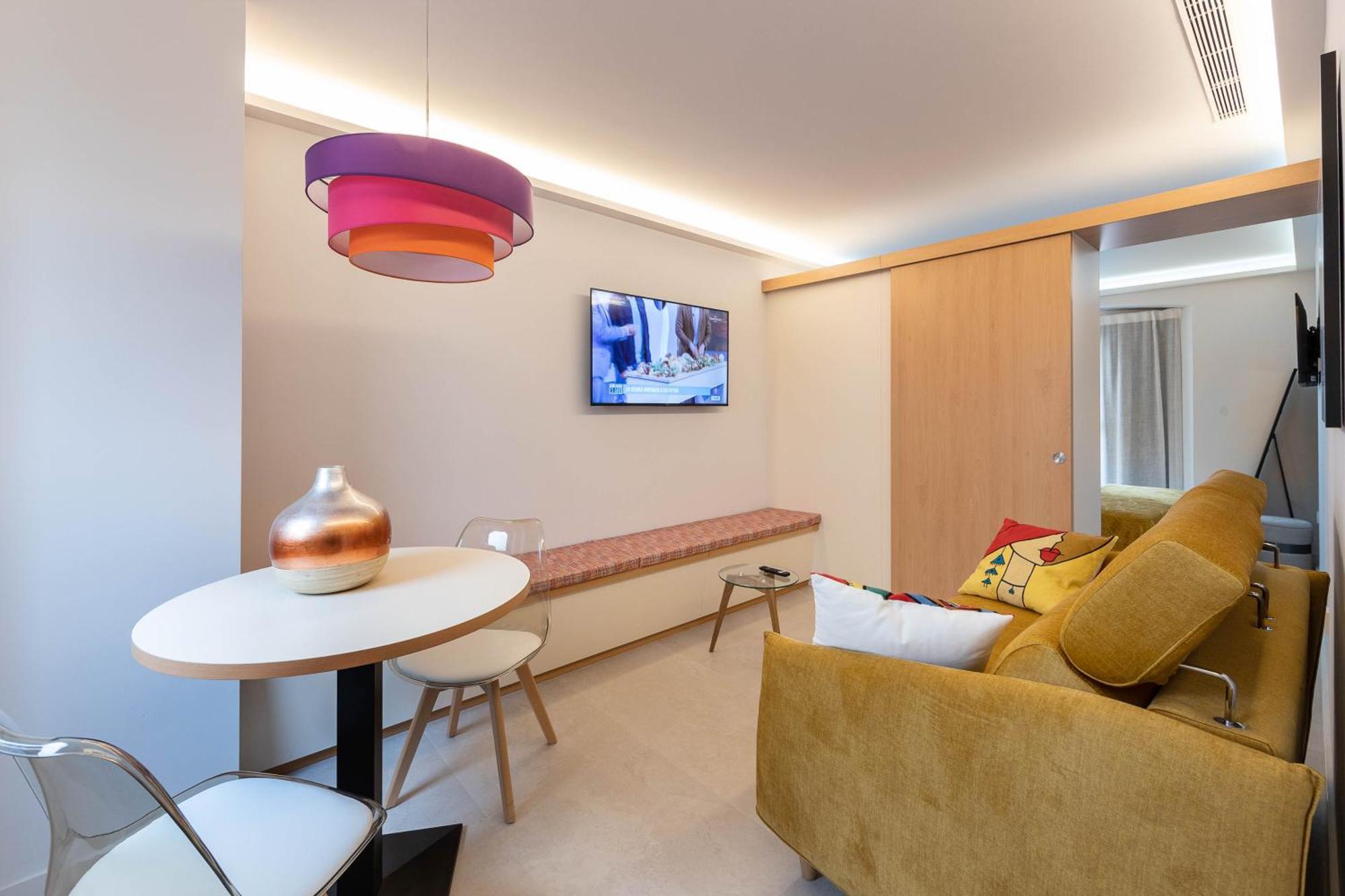 C&C Apartments Figueras Exterior foto