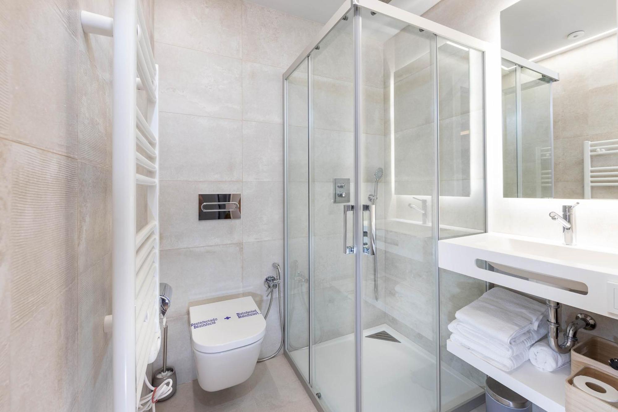 C&C Apartments Figueras Exterior foto