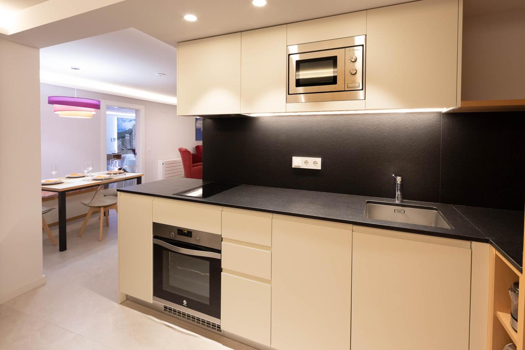 C&C Apartments Figueras Exterior foto